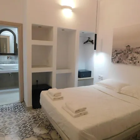 Fira Veronica * Ημεροβίγλι